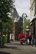 geert lovink in amsterdam, rozenstraat, june 28th 2003